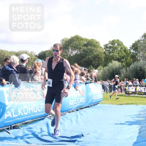 25.08.2024 - Elbe Triathlon Hamburg H.Heesch http://msf.ph/oto/6877350 25.08.2024 11:19:37 Ziel 435, 569, 593, 639 meine-sportfotos.de