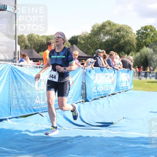 25.08.2024 - Elbe Triathlon Hamburg H.Heesch http://msf.ph/oto/6877358 25.08.2024 11:45:50 Ziel 544, 1715 meine-sportfotos.de