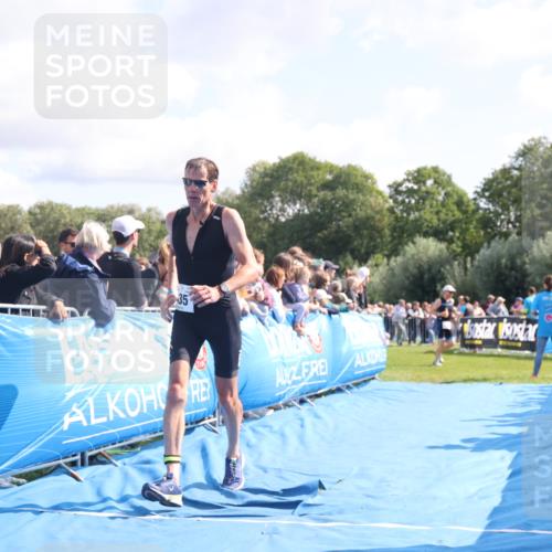 25.08.2024 - Elbe Triathlon Hamburg H.Heesch http://msf.ph/oto/6877360 25.08.2024 11:19:37 Ziel 435, 569, 593, 639 meine-sportfotos.de