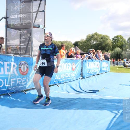 25.08.2024 - Elbe Triathlon Hamburg H.Heesch http://msf.ph/oto/6877387 25.08.2024 11:45:51 Ziel 544, 1715 meine-sportfotos.de
