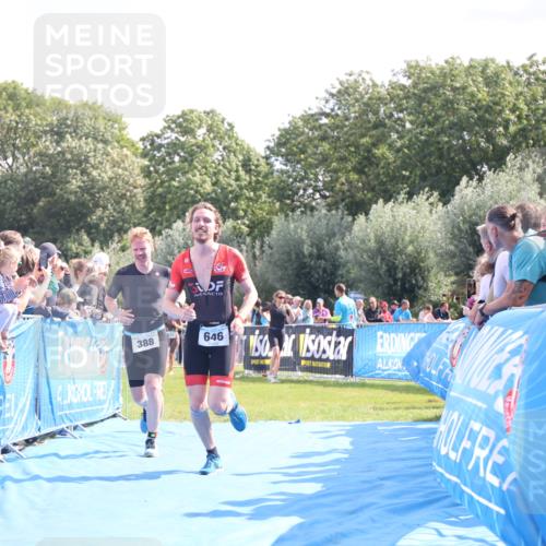 25.08.2024 - Elbe Triathlon Hamburg H.Heesch http://msf.ph/oto/6877390 25.08.2024 11:19:54 Ziel 388, 570, 646 meine-sportfotos.de