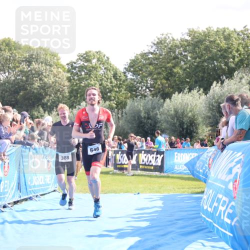 25.08.2024 - Elbe Triathlon Hamburg H.Heesch http://msf.ph/oto/6877397 25.08.2024 11:19:54 Ziel 388, 570, 646 meine-sportfotos.de