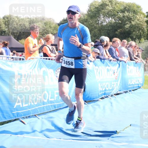 25.08.2024 - Elbe Triathlon Hamburg H.Heesch http://msf.ph/oto/6877426 25.08.2024 11:46:05 Ziel 1458 meine-sportfotos.de
