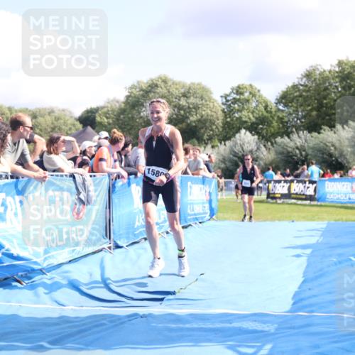 25.08.2024 - Elbe Triathlon Hamburg H.Heesch http://msf.ph/oto/6877431 25.08.2024 12:08:50 Ziel 551, 1423, 1580 meine-sportfotos.de