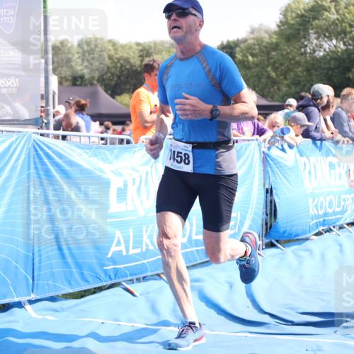 25.08.2024 - Elbe Triathlon Hamburg H.Heesch http://msf.ph/oto/6877441 25.08.2024 11:46:06 Ziel 1458, 1516 meine-sportfotos.de