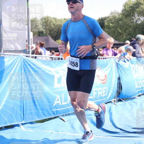 25.08.2024 - Elbe Triathlon Hamburg H.Heesch http://msf.ph/oto/6877448 25.08.2024 11:46:06 Ziel 1458, 1516 meine-sportfotos.de