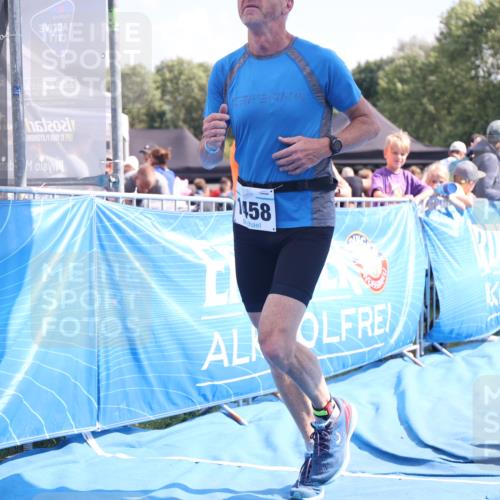 25.08.2024 - Elbe Triathlon Hamburg H.Heesch http://msf.ph/oto/6877451 25.08.2024 11:46:06 Ziel 1458, 1516 meine-sportfotos.de