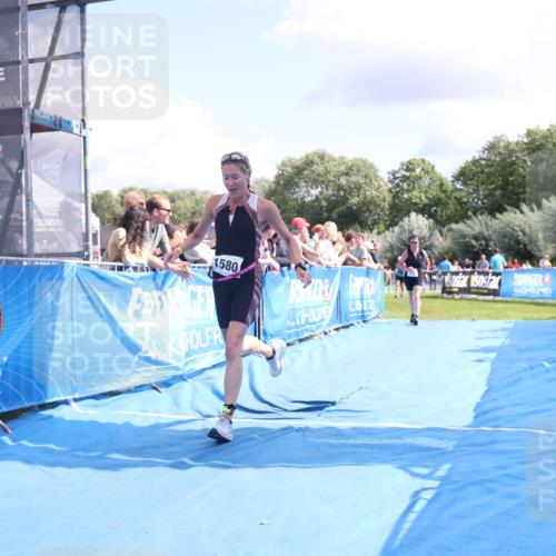 25.08.2024 - Elbe Triathlon Hamburg H.Heesch http://msf.ph/oto/6877458 25.08.2024 12:08:51 Ziel 551, 1580, 1705 meine-sportfotos.de