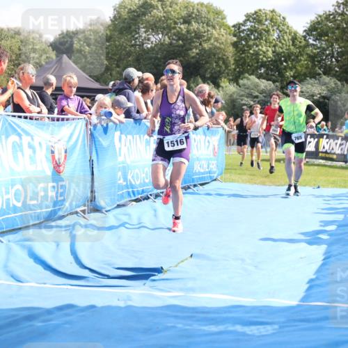 25.08.2024 - Elbe Triathlon Hamburg H.Heesch http://msf.ph/oto/6877460 25.08.2024 11:46:14 Ziel 565, 765, 779, 1516, 1718 meine-sportfotos.de