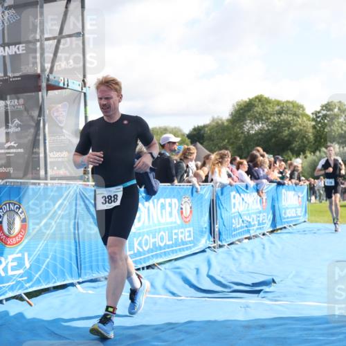 25.08.2024 - Elbe Triathlon Hamburg H.Heesch http://msf.ph/oto/6877466 25.08.2024 11:19:56 Ziel 388, 570, 646 meine-sportfotos.de