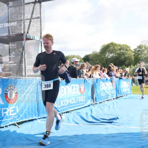 25.08.2024 - Elbe Triathlon Hamburg H.Heesch http://msf.ph/oto/6877469 25.08.2024 11:19:56 Ziel 388, 570, 646 meine-sportfotos.de