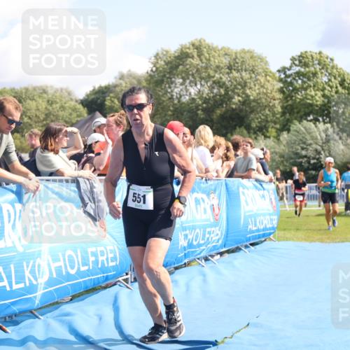 25.08.2024 - Elbe Triathlon Hamburg H.Heesch http://msf.ph/oto/6877474 25.08.2024 12:08:54 Ziel 551, 1580, 1705 meine-sportfotos.de