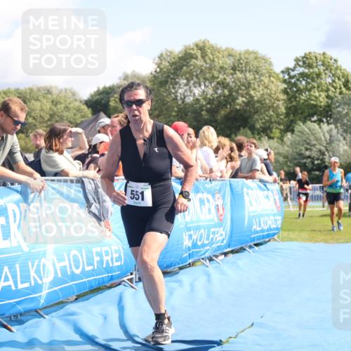25.08.2024 - Elbe Triathlon Hamburg H.Heesch http://msf.ph/oto/6877477 25.08.2024 12:08:54 Ziel 551, 1580, 1705 meine-sportfotos.de