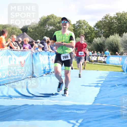 25.08.2024 - Elbe Triathlon Hamburg H.Heesch http://msf.ph/oto/6877523 25.08.2024 11:46:16 Ziel 516, 565, 765, 779, 1516, 1718 meine-sportfotos.de