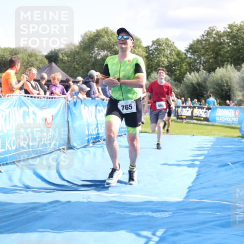 25.08.2024 - Elbe Triathlon Hamburg H.Heesch http://msf.ph/oto/6877525 25.08.2024 11:46:16 Ziel 516, 565, 765, 779, 1516, 1718 meine-sportfotos.de