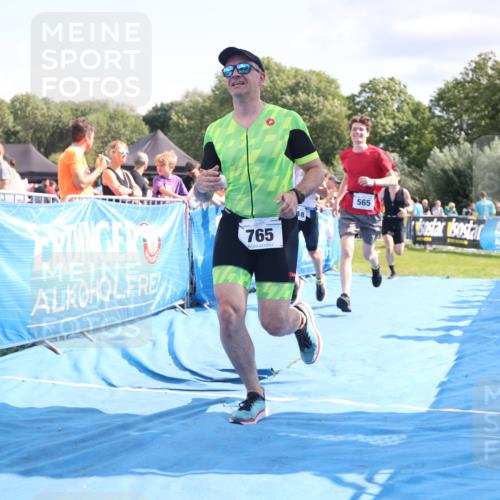 25.08.2024 - Elbe Triathlon Hamburg H.Heesch http://msf.ph/oto/6877538 25.08.2024 11:46:16 Ziel 516, 565, 765, 779, 1516, 1718 meine-sportfotos.de