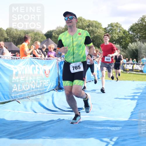 25.08.2024 - Elbe Triathlon Hamburg H.Heesch http://msf.ph/oto/6877541 25.08.2024 11:46:16 Ziel 516, 565, 765, 779, 1516, 1718 meine-sportfotos.de