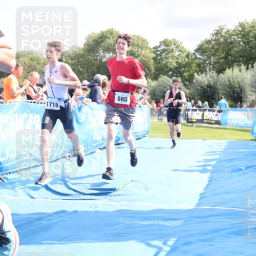 25.08.2024 - Elbe Triathlon Hamburg H.Heesch http://msf.ph/oto/6877550 25.08.2024 11:46:17 Ziel 516, 565, 765, 779, 1516, 1718 meine-sportfotos.de