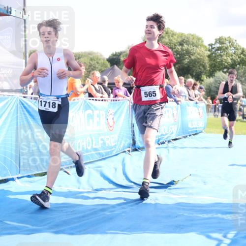 25.08.2024 - Elbe Triathlon Hamburg H.Heesch http://msf.ph/oto/6877569 25.08.2024 11:46:17 Ziel 516, 565, 765, 779, 1516, 1718 meine-sportfotos.de