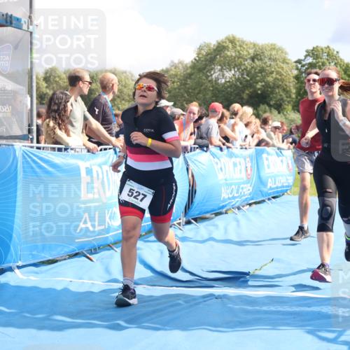 25.08.2024 - Elbe Triathlon Hamburg H.Heesch http://msf.ph/oto/6877574 25.08.2024 12:09:04 Ziel 501, 527, 1606, 1621, 1693, 1705 meine-sportfotos.de