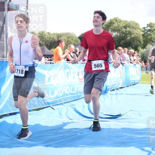 25.08.2024 - Elbe Triathlon Hamburg H.Heesch http://msf.ph/oto/6877578 25.08.2024 11:46:17 Ziel 516, 565, 765, 779, 1516, 1718 meine-sportfotos.de