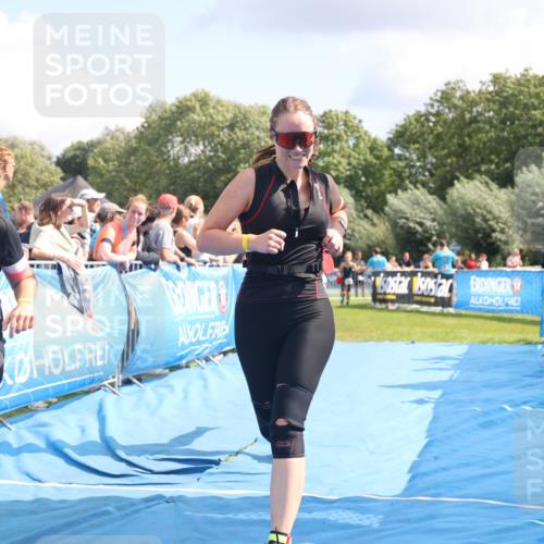 25.08.2024 - Elbe Triathlon Hamburg H.Heesch http://msf.ph/oto/6877583 25.08.2024 12:09:04 Ziel 501, 527, 1606, 1621, 1693, 1705 meine-sportfotos.de