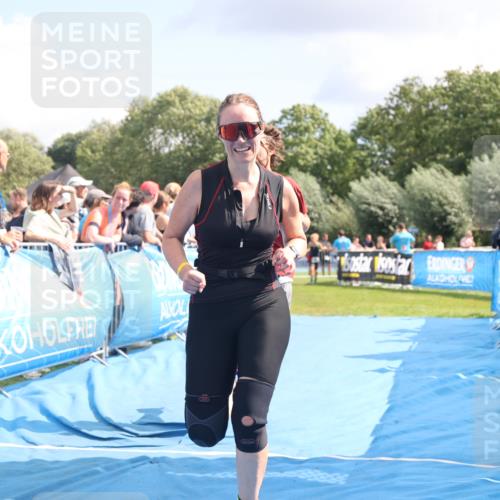 25.08.2024 - Elbe Triathlon Hamburg H.Heesch http://msf.ph/oto/6877589 25.08.2024 12:09:04 Ziel 501, 527, 1606, 1621, 1693, 1705 meine-sportfotos.de