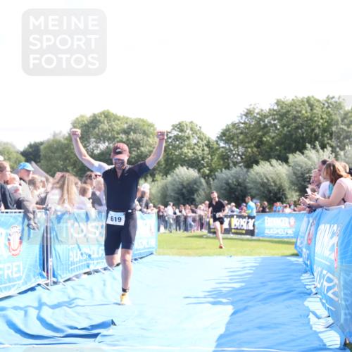 25.08.2024 - Elbe Triathlon Hamburg H.Heesch http://msf.ph/oto/6877591 25.08.2024 11:20:09 Ziel 619, 793 meine-sportfotos.de