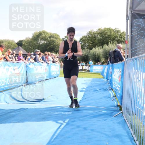 25.08.2024 - Elbe Triathlon Hamburg H.Heesch http://msf.ph/oto/6877595 25.08.2024 11:46:19 Ziel 516, 555, 565, 765, 779, 1516, 1718 meine-sportfotos.de
