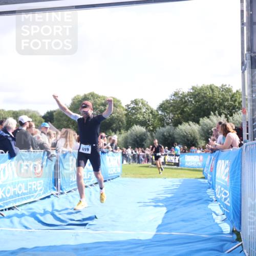 25.08.2024 - Elbe Triathlon Hamburg H.Heesch http://msf.ph/oto/6877600 25.08.2024 11:20:09 Ziel 619, 793 meine-sportfotos.de