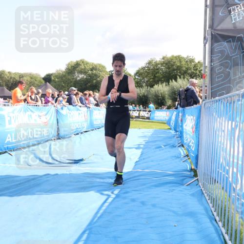 25.08.2024 - Elbe Triathlon Hamburg H.Heesch http://msf.ph/oto/6877605 25.08.2024 11:46:20 Ziel 516, 555, 565, 765, 779, 1516, 1718 meine-sportfotos.de