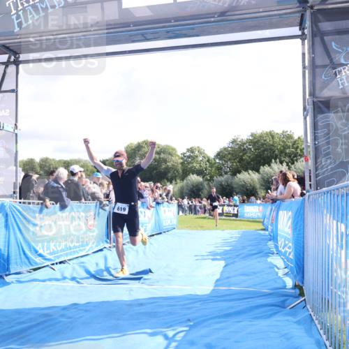 25.08.2024 - Elbe Triathlon Hamburg H.Heesch http://msf.ph/oto/6877608 25.08.2024 11:20:09 Ziel 619, 793 meine-sportfotos.de