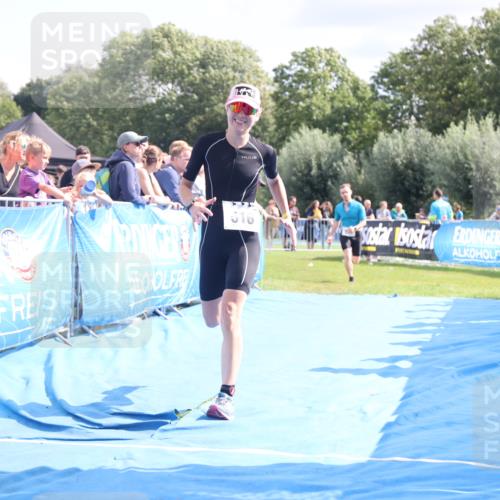 25.08.2024 - Elbe Triathlon Hamburg H.Heesch http://msf.ph/oto/6877651 25.08.2024 11:46:24 Ziel 516, 555, 565, 779, 1718 meine-sportfotos.de
