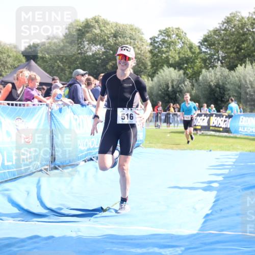25.08.2024 - Elbe Triathlon Hamburg H.Heesch http://msf.ph/oto/6877657 25.08.2024 11:46:24 Ziel 516, 555, 565, 779, 1718 meine-sportfotos.de