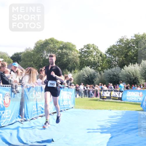 25.08.2024 - Elbe Triathlon Hamburg H.Heesch http://msf.ph/oto/6877668 25.08.2024 11:20:12 Ziel 619, 793 meine-sportfotos.de