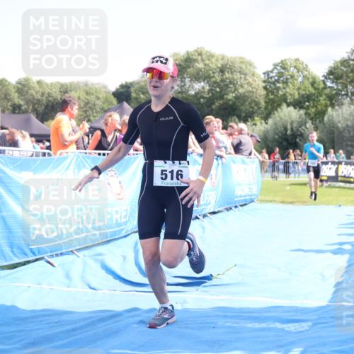 25.08.2024 - Elbe Triathlon Hamburg H.Heesch http://msf.ph/oto/6877680 25.08.2024 11:46:24 Ziel 516, 555, 565, 779, 1718 meine-sportfotos.de