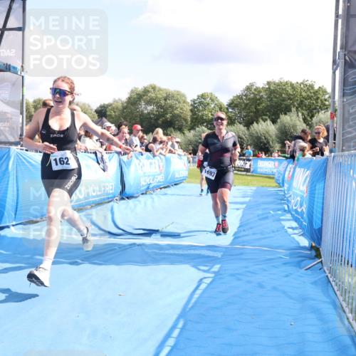 25.08.2024 - Elbe Triathlon Hamburg H.Heesch http://msf.ph/oto/6877682 25.08.2024 12:09:12 Ziel 1506, 1621, 1693 meine-sportfotos.de