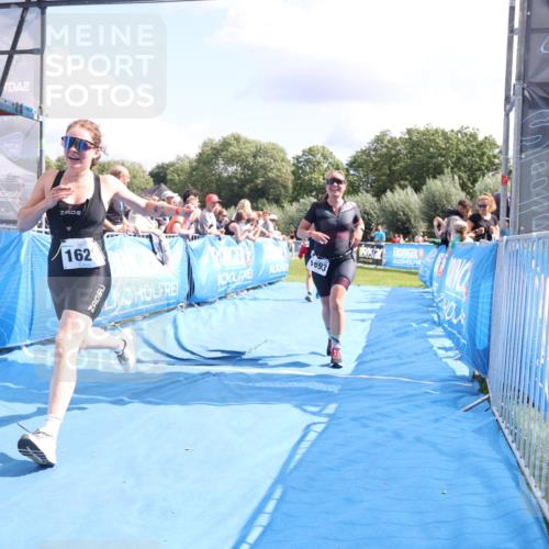 25.08.2024 - Elbe Triathlon Hamburg H.Heesch http://msf.ph/oto/6877684 25.08.2024 12:09:12 Ziel 1506, 1621, 1693 meine-sportfotos.de