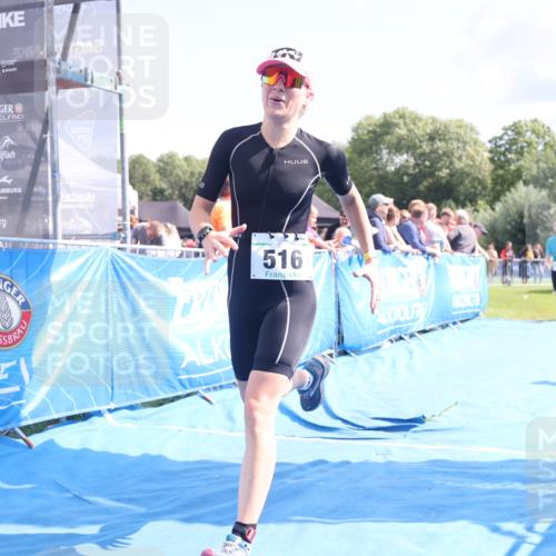 25.08.2024 - Elbe Triathlon Hamburg H.Heesch http://msf.ph/oto/6877695 25.08.2024 11:46:25 Ziel 516, 555, 779 meine-sportfotos.de
