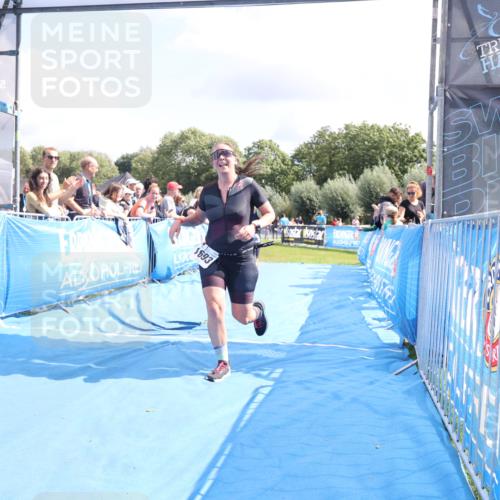 25.08.2024 - Elbe Triathlon Hamburg H.Heesch http://msf.ph/oto/6877703 25.08.2024 12:09:13 Ziel 1506, 1621, 1693 meine-sportfotos.de