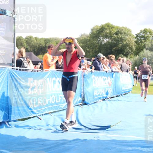 25.08.2024 - Elbe Triathlon Hamburg H.Heesch http://msf.ph/oto/6877797 25.08.2024 11:46:52 Ziel 473, 1452, 1605 meine-sportfotos.de
