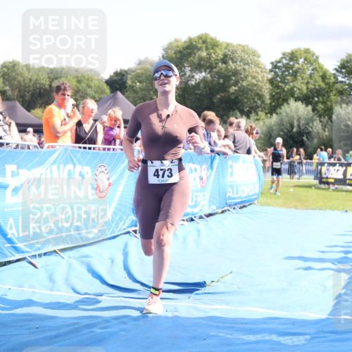 25.08.2024 - Elbe Triathlon Hamburg H.Heesch http://msf.ph/oto/6877844 25.08.2024 11:46:54 Ziel 473, 488, 1452, 1605 meine-sportfotos.de