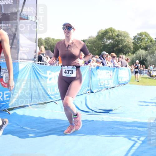 25.08.2024 - Elbe Triathlon Hamburg H.Heesch http://msf.ph/oto/6877867 25.08.2024 11:46:54 Ziel 473, 488, 1452, 1605 meine-sportfotos.de