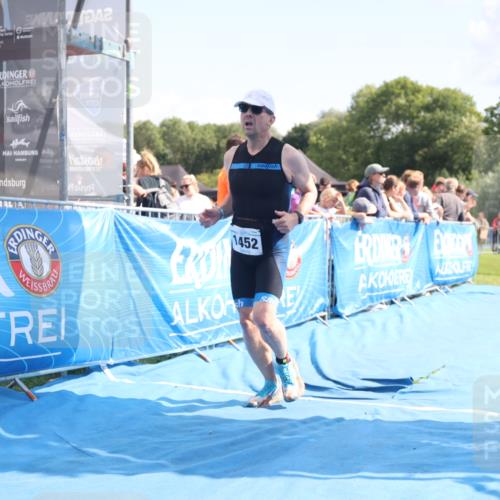 25.08.2024 - Elbe Triathlon Hamburg H.Heesch http://msf.ph/oto/6877896 25.08.2024 11:47:00 Ziel 415, 473, 488, 1452 meine-sportfotos.de