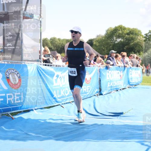 25.08.2024 - Elbe Triathlon Hamburg H.Heesch http://msf.ph/oto/6877898 25.08.2024 11:47:00 Ziel 415, 473, 488, 1452 meine-sportfotos.de