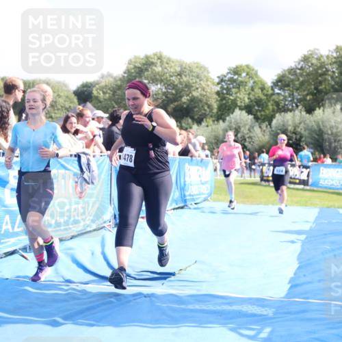 25.08.2024 - Elbe Triathlon Hamburg H.Heesch http://msf.ph/oto/6877935 25.08.2024 12:09:28 Ziel 490, 524, 1478, 1649, 1651, 1660 meine-sportfotos.de