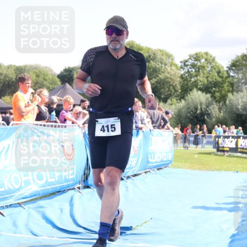 25.08.2024 - Elbe Triathlon Hamburg H.Heesch http://msf.ph/oto/6877974 25.08.2024 11:47:05 Ziel 415, 488, 1452 meine-sportfotos.de