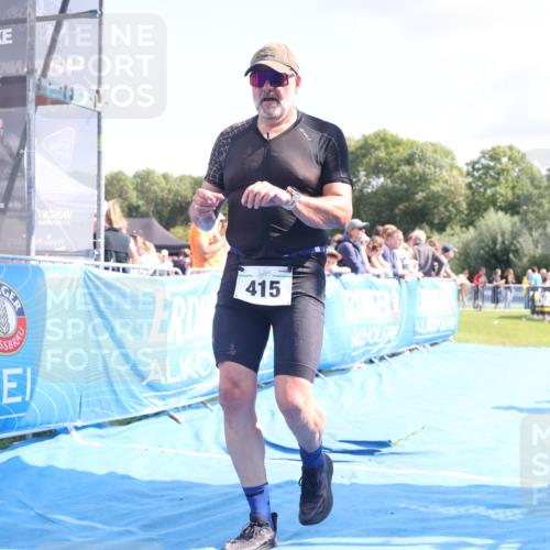 25.08.2024 - Elbe Triathlon Hamburg H.Heesch http://msf.ph/oto/6877994 25.08.2024 11:47:06 Ziel 415, 488, 1452 meine-sportfotos.de