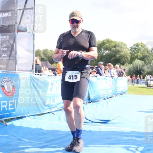 25.08.2024 - Elbe Triathlon Hamburg H.Heesch http://msf.ph/oto/6877998 25.08.2024 11:47:06 Ziel 415, 488, 1452 meine-sportfotos.de