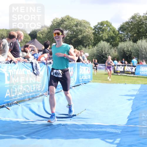 25.08.2024 - Elbe Triathlon Hamburg H.Heesch http://msf.ph/oto/6878012 25.08.2024 12:09:38 Ziel 518, 1653, 1691 meine-sportfotos.de
